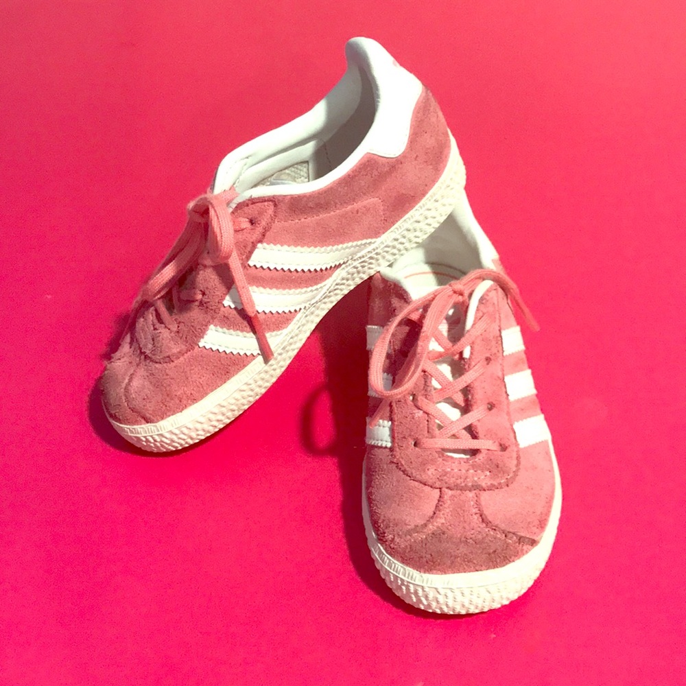 ADIDAS Girls Pink Suede Ortholite Gazelles Size T9